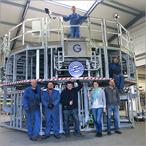Seite Kunden Testimonials Logo HBM Maschinenbau mit 125 Jahre ZINQ Logo